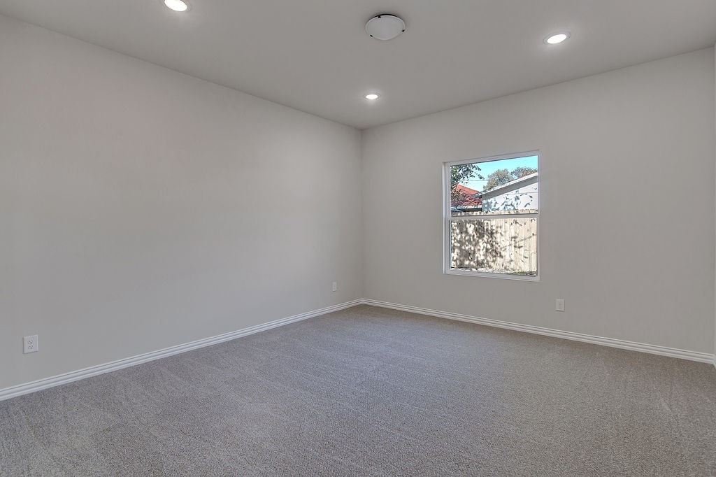 2711 Finley Street Fort Worth TX 76111