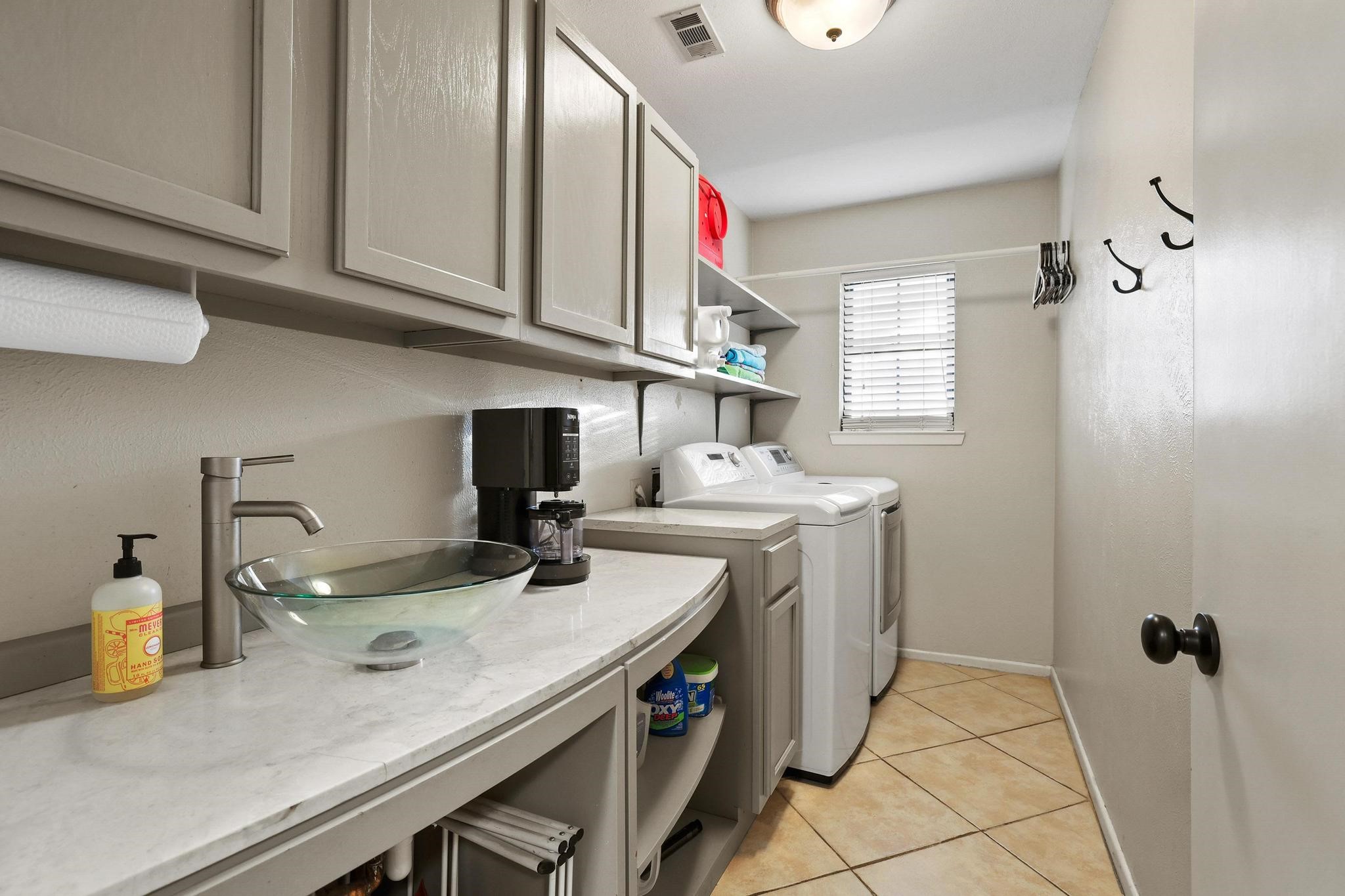 3785 Crown Shore Drive Dallas TX 75244