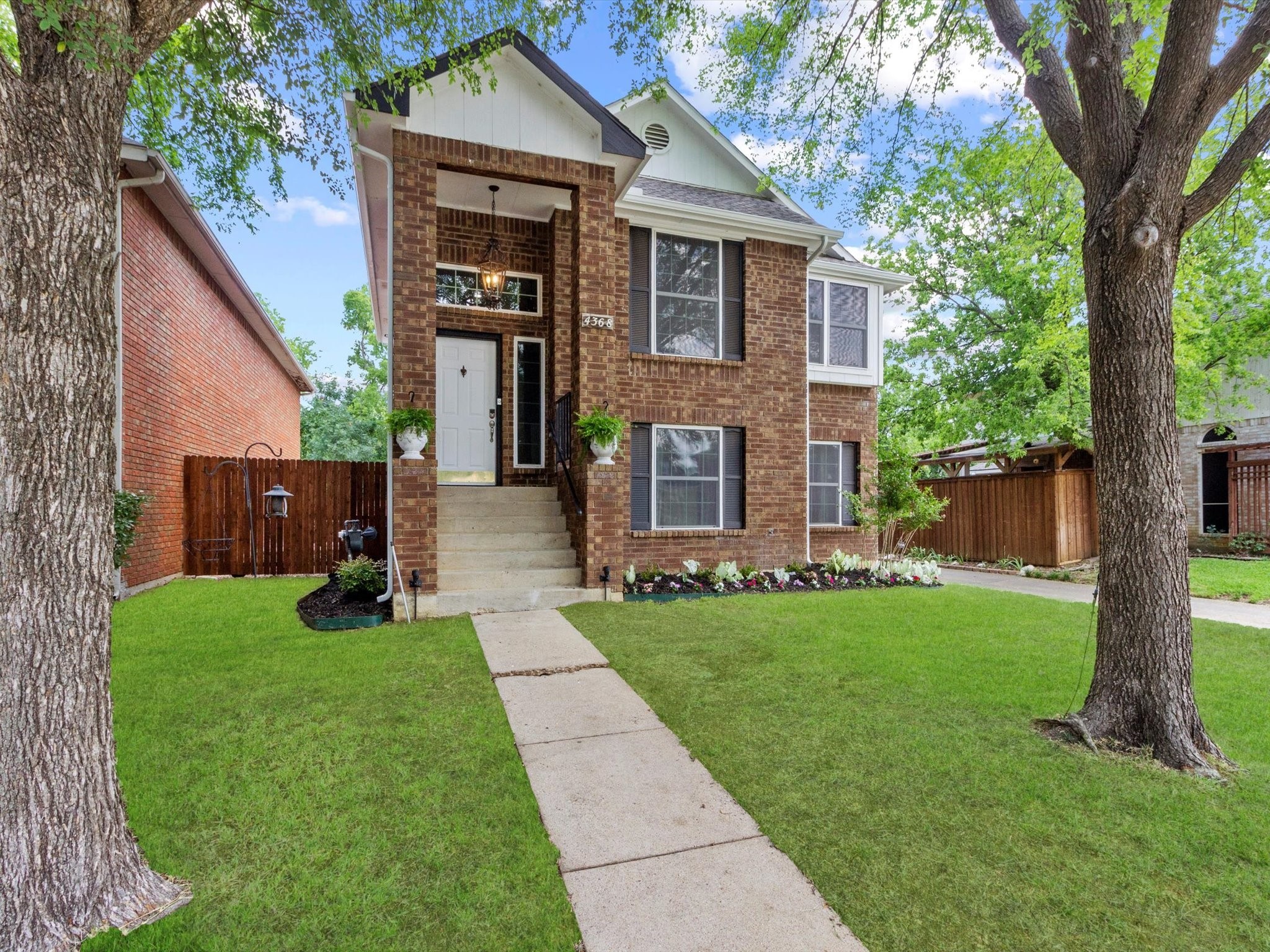 4368 Sierra Drive Grand Prairie TX 75052