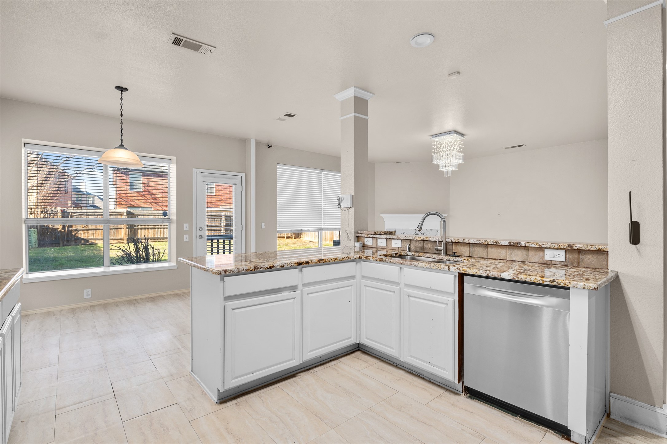 211 Nutmeg Lane Euless TX 76039