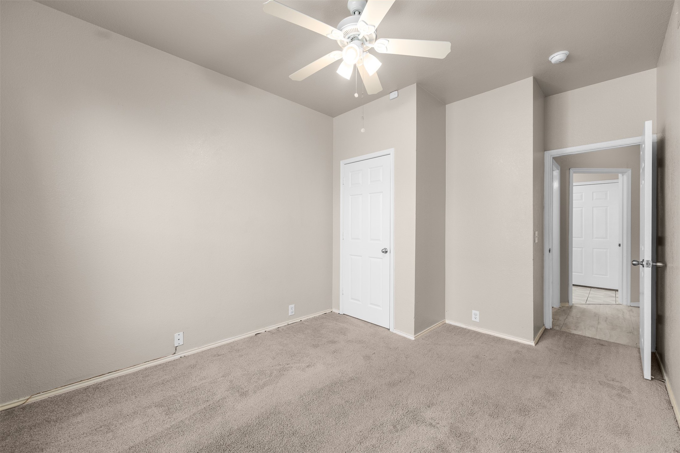 211 Nutmeg Lane Euless TX 76039