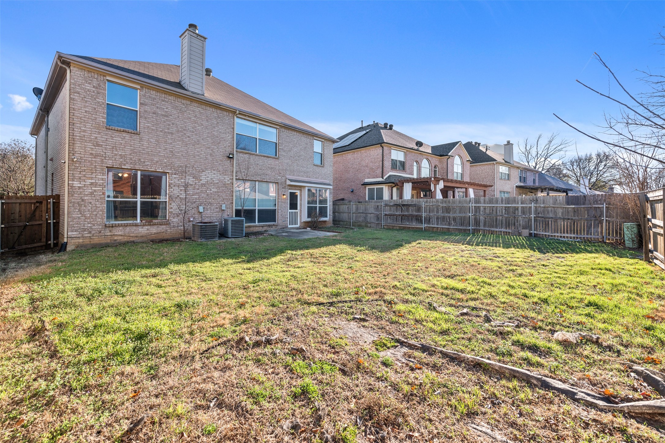 211 Nutmeg Lane Euless TX 76039