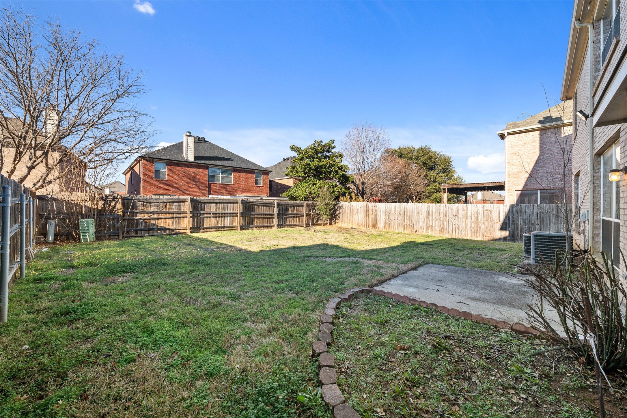 211 Nutmeg Lane Euless TX 76039