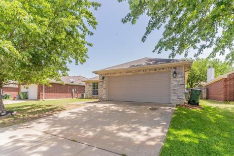 425 Hollyberry Drive Mansfield TX 76063