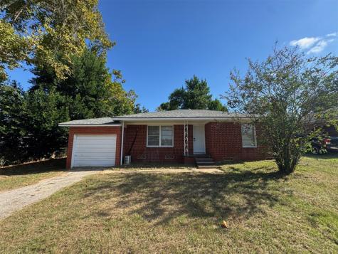 306 2nd Street Palestine TX 75803