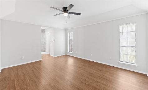 502 Crestview Drive Grapevine TX 76051