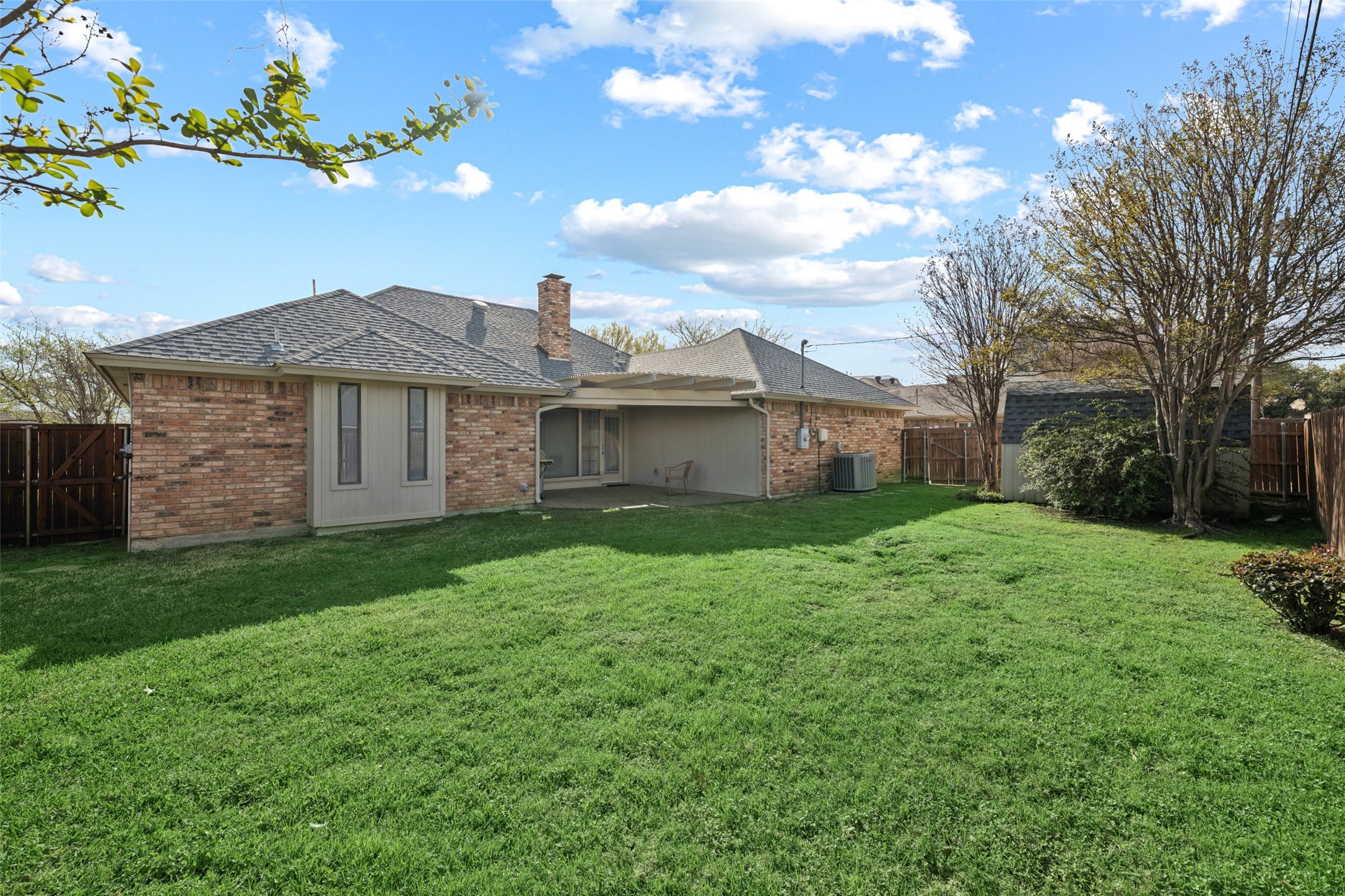 502 Crestview Drive Grapevine TX 76051