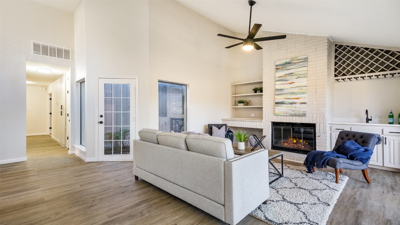 6022 Glen Heather Drive Dallas TX 75252
