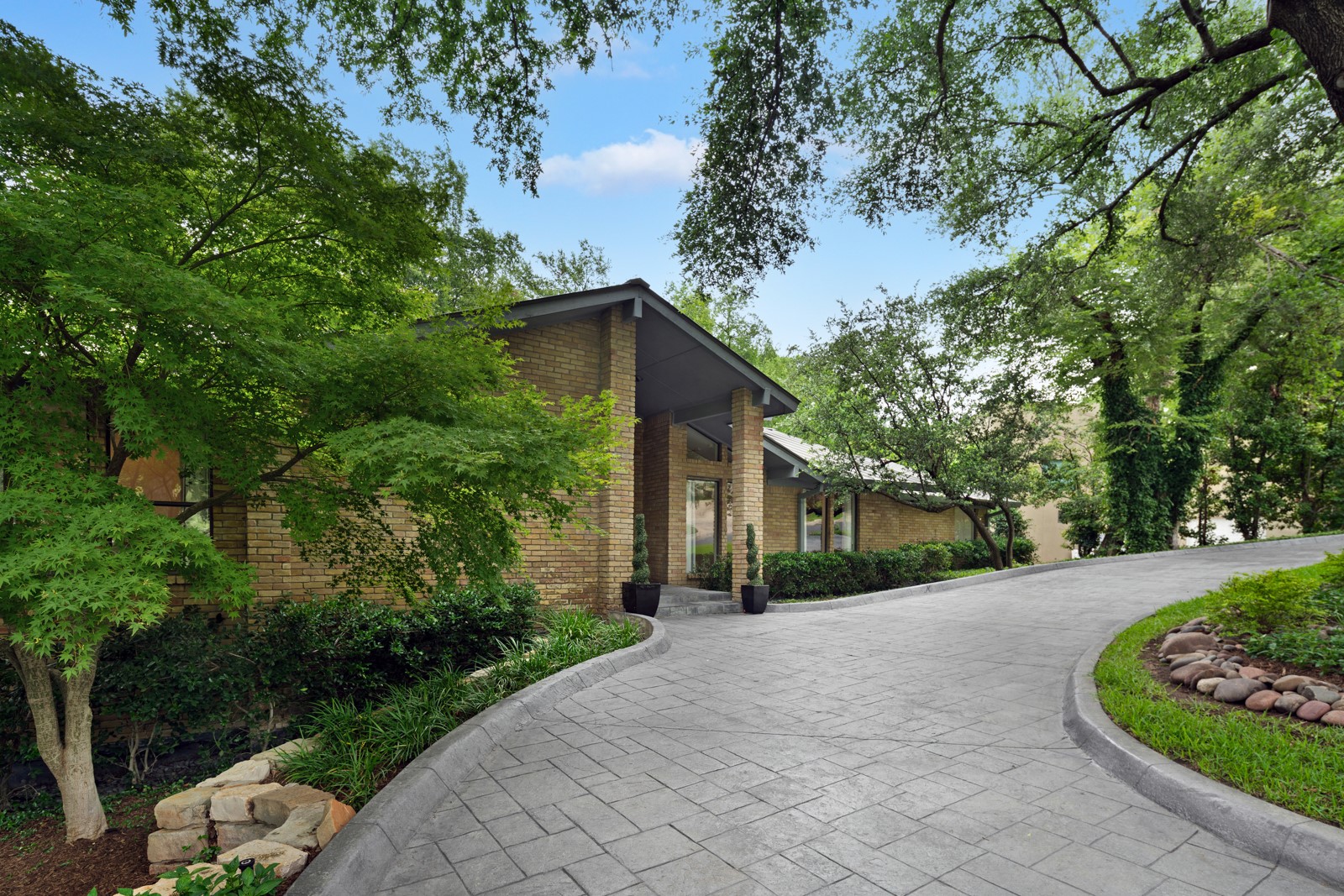2005 Indian Creek Drive Westover Hills TX 76107