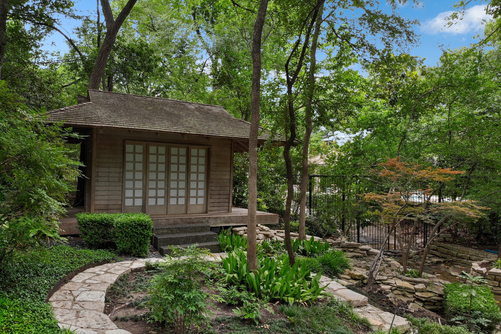 2005 Indian Creek Drive Westover Hills TX 76107
