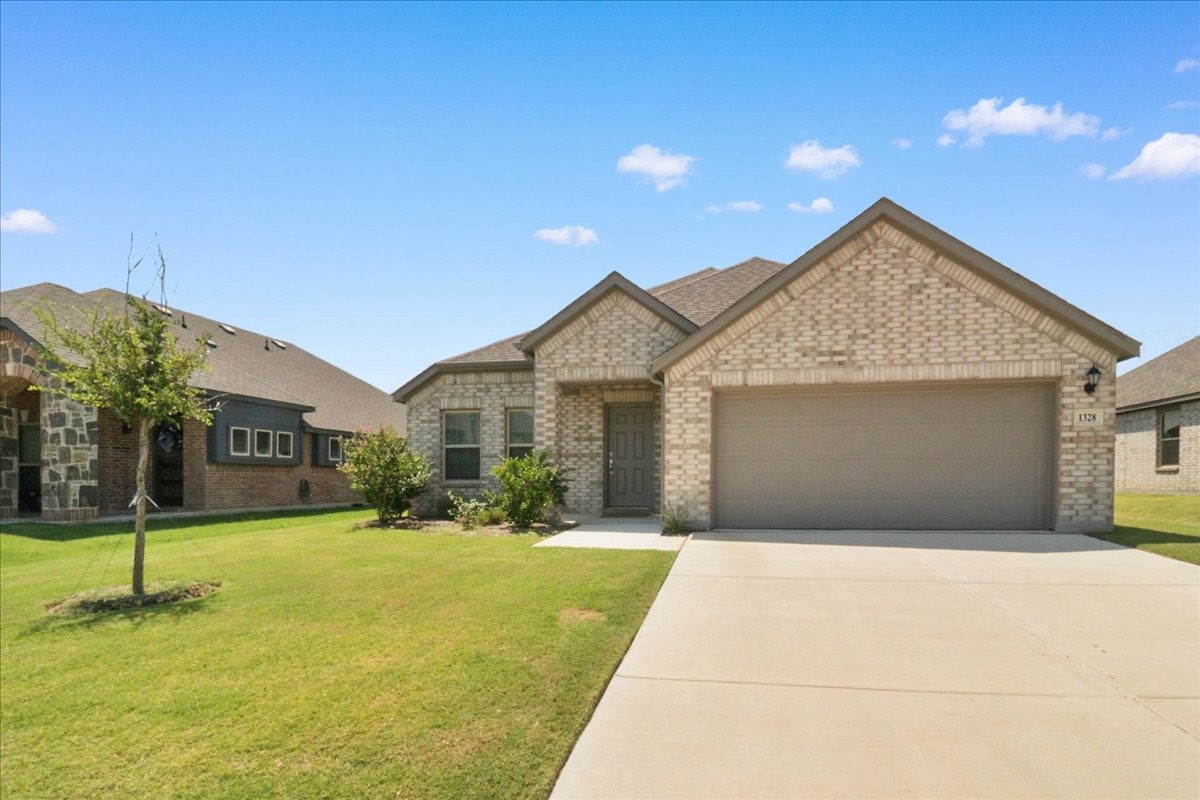 1328 Fox Glen Trail Crowley TX 76036