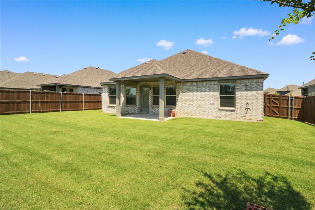 1328 Fox Glen Trail Crowley TX 76036