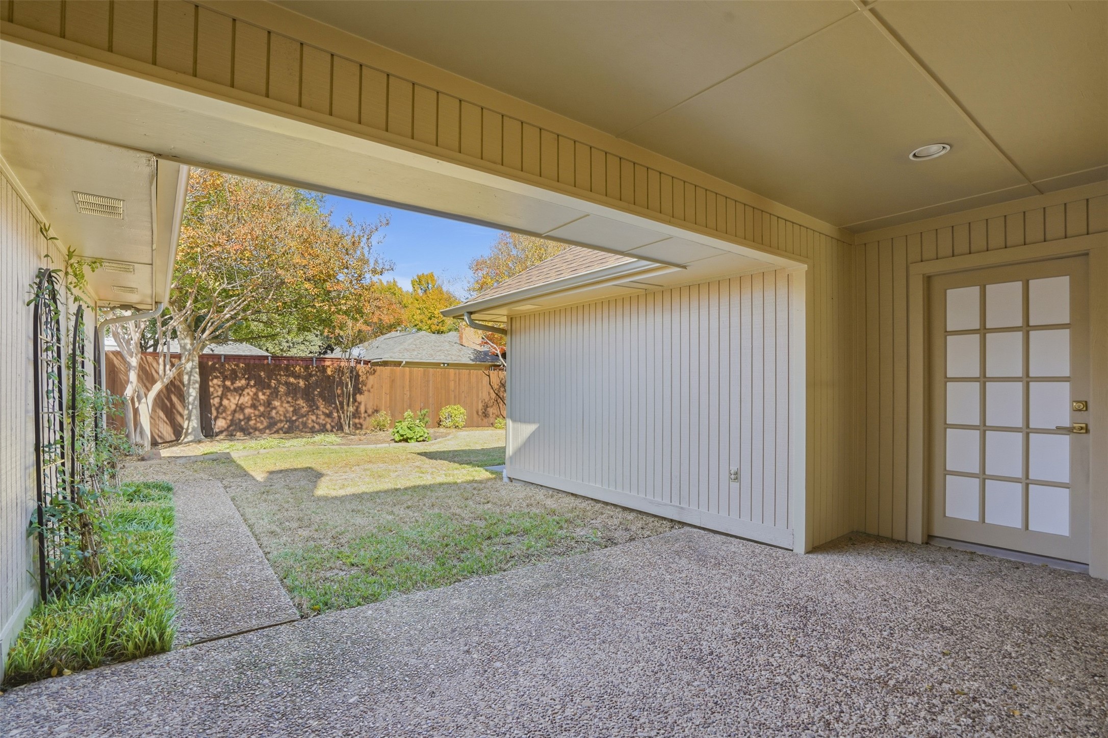 6627 Lovington Drive Dallas TX 75252