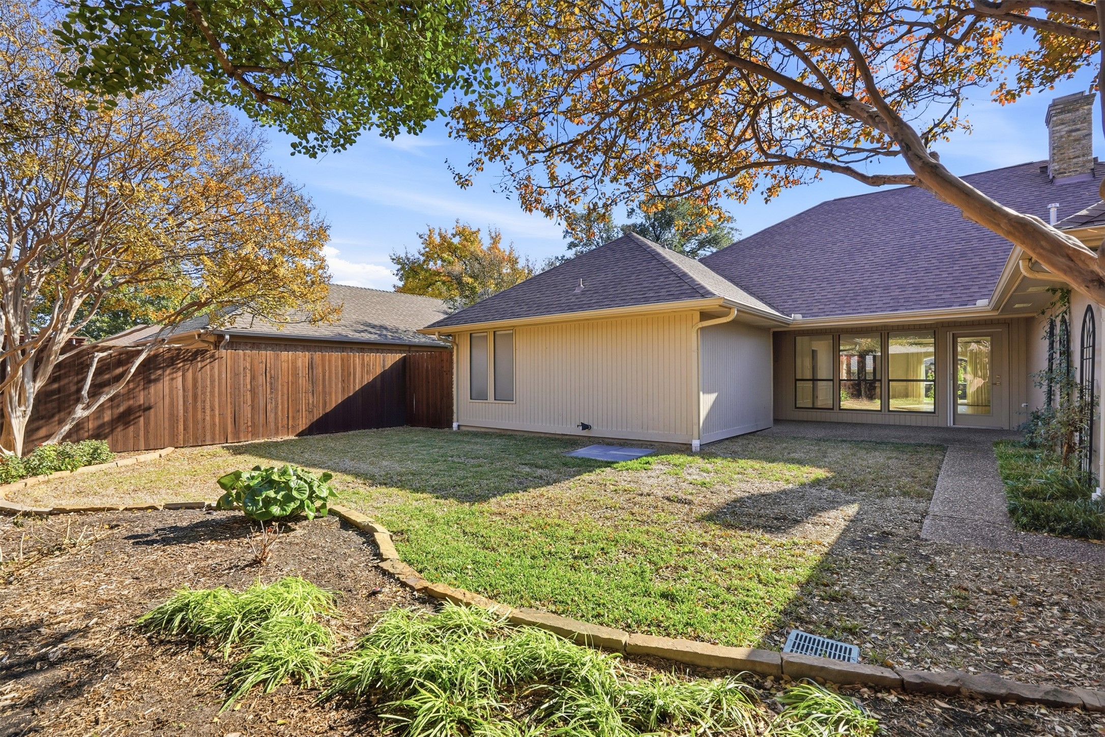 6627 Lovington Drive Dallas TX 75252