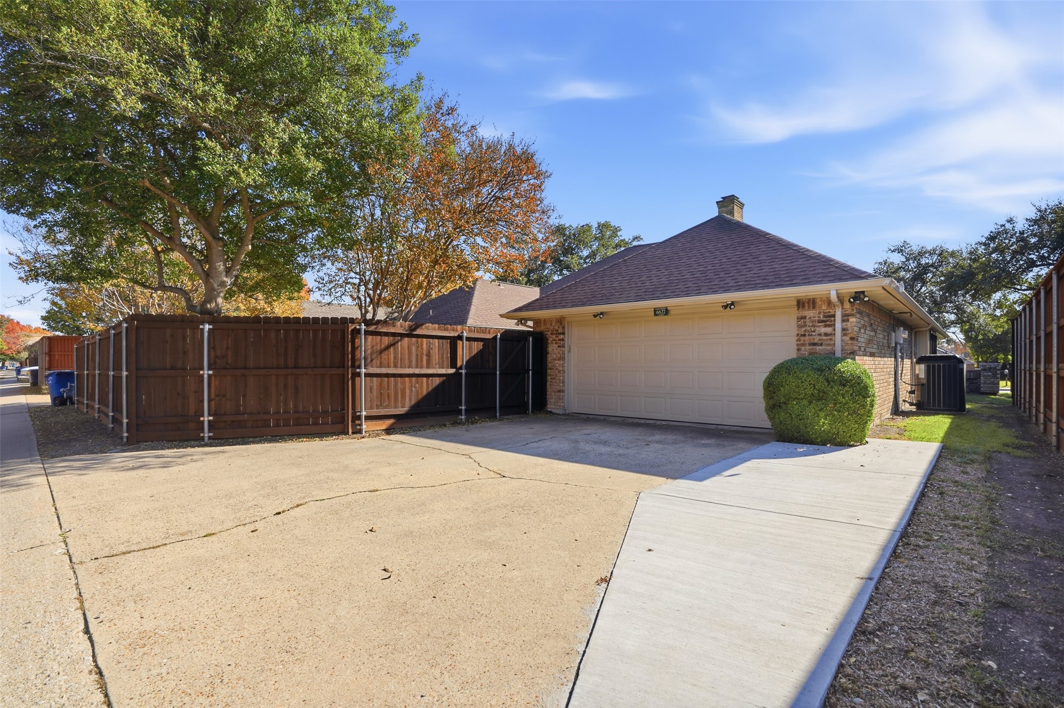6627 Lovington Drive Dallas TX 75252
