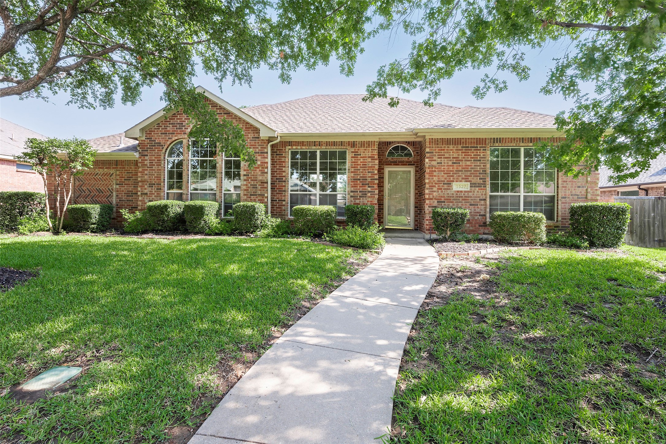 1537 Crested Butte Drive Lewisville TX 75077