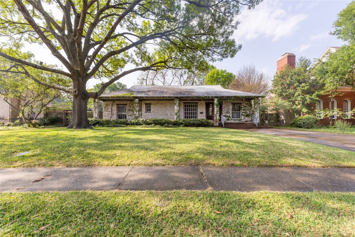6622 Lakehurst Avenue Dallas TX 75230