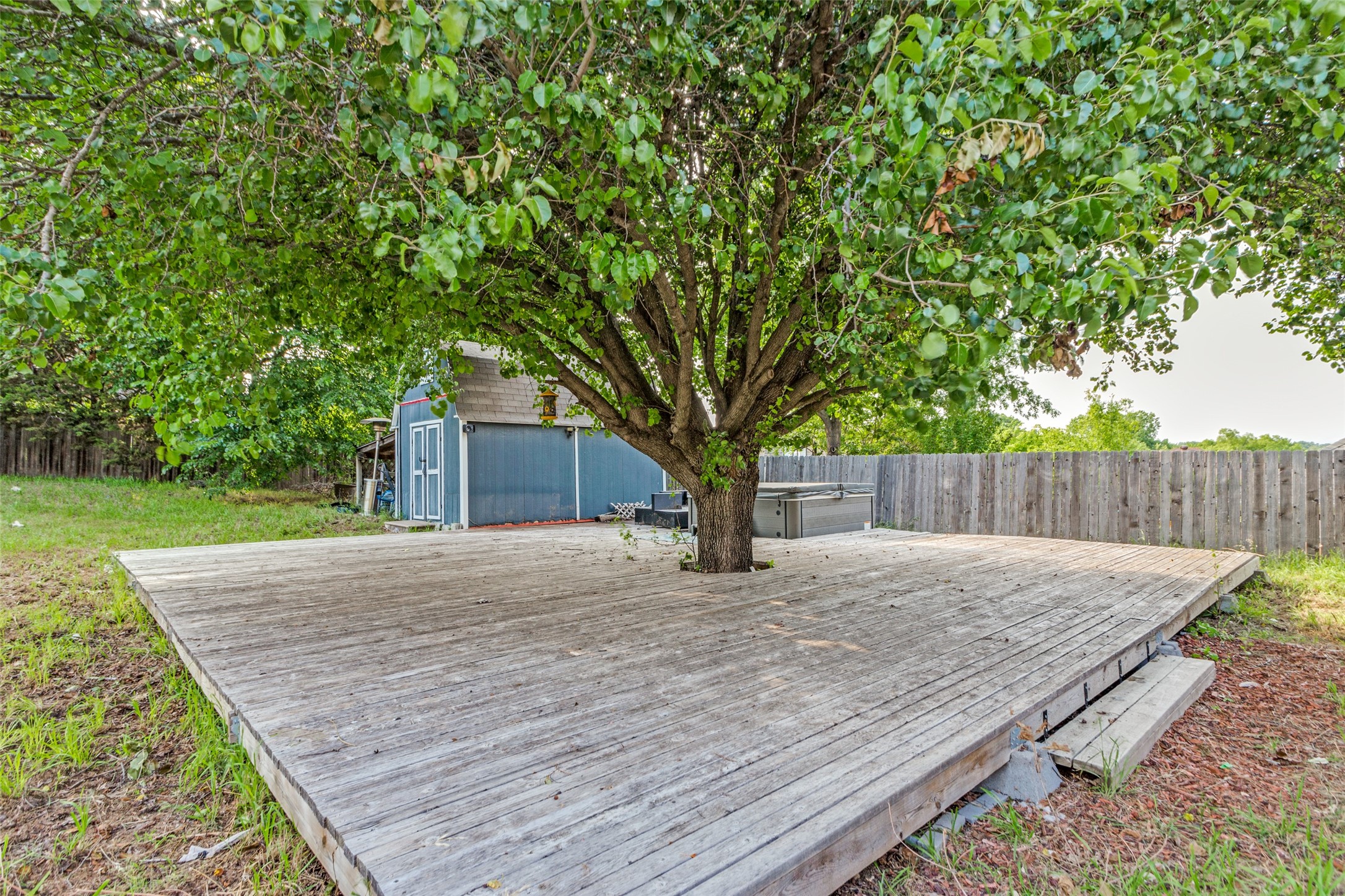 106 King Arthur Court Weatherford TX 76086