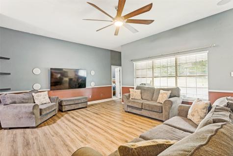 106 King Arthur Court Weatherford TX 76086