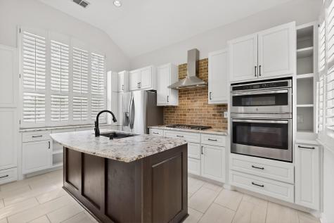 8707 Wellington Road Irving TX 75063