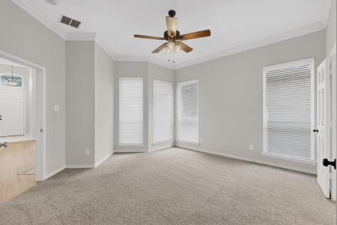 8707 Wellington Road Irving TX 75063