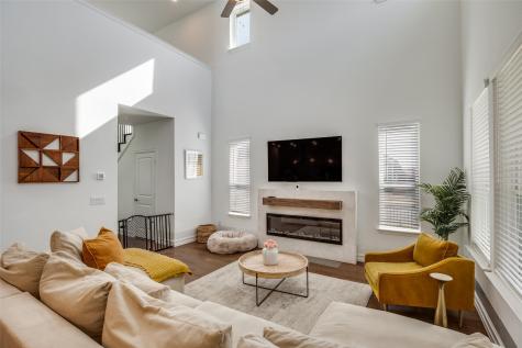 8507 Craig Mews Rowlett TX 75089