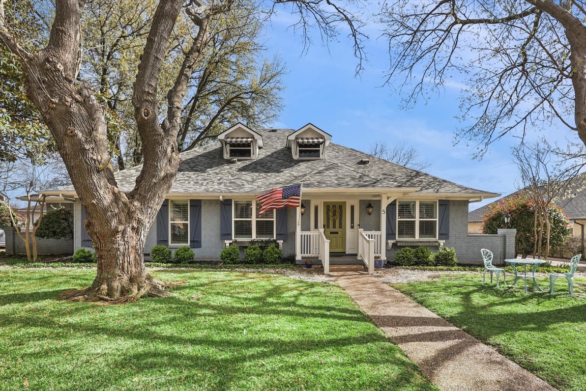 5 Roberts Avenue Mckinney TX 75069