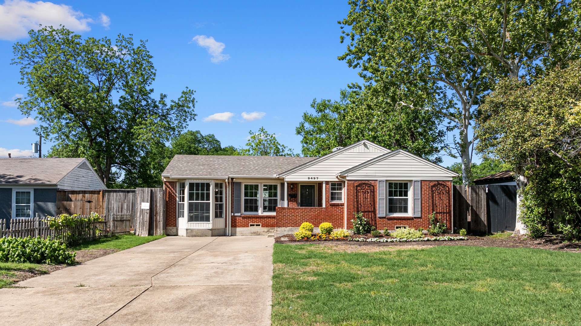 2427 Centerville Road Dallas TX 75228