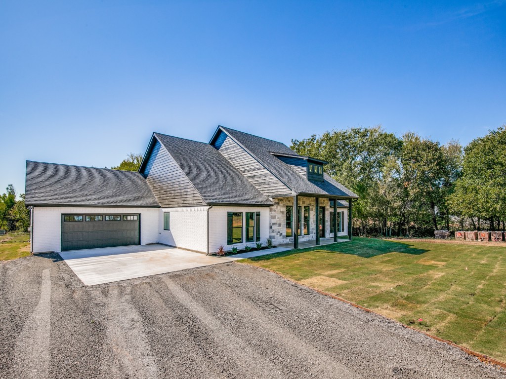 533 County Road 3250 Decatur TX 76234