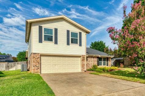 2312 Mesquite Court W Bedford TX 76021
