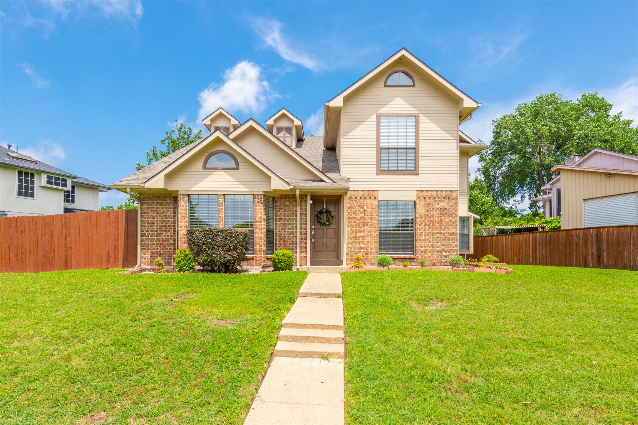 557 Trails Parkway Garland TX 75043