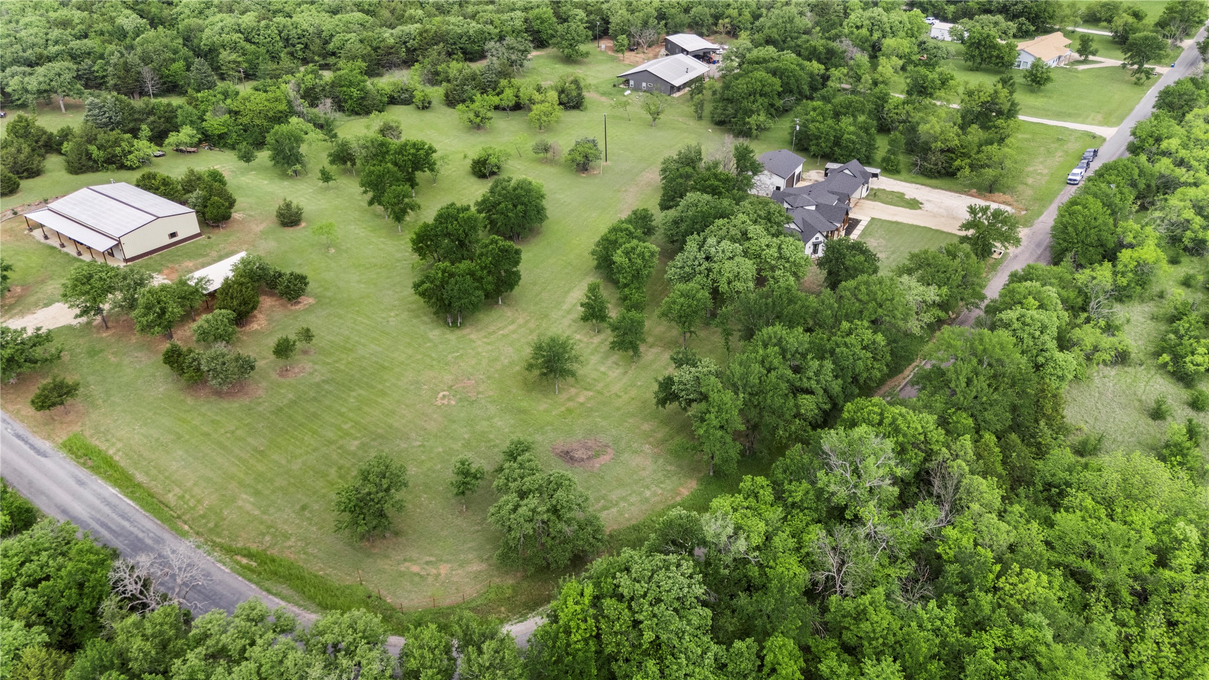 1383 Northshore Lane Valley View TX 76272