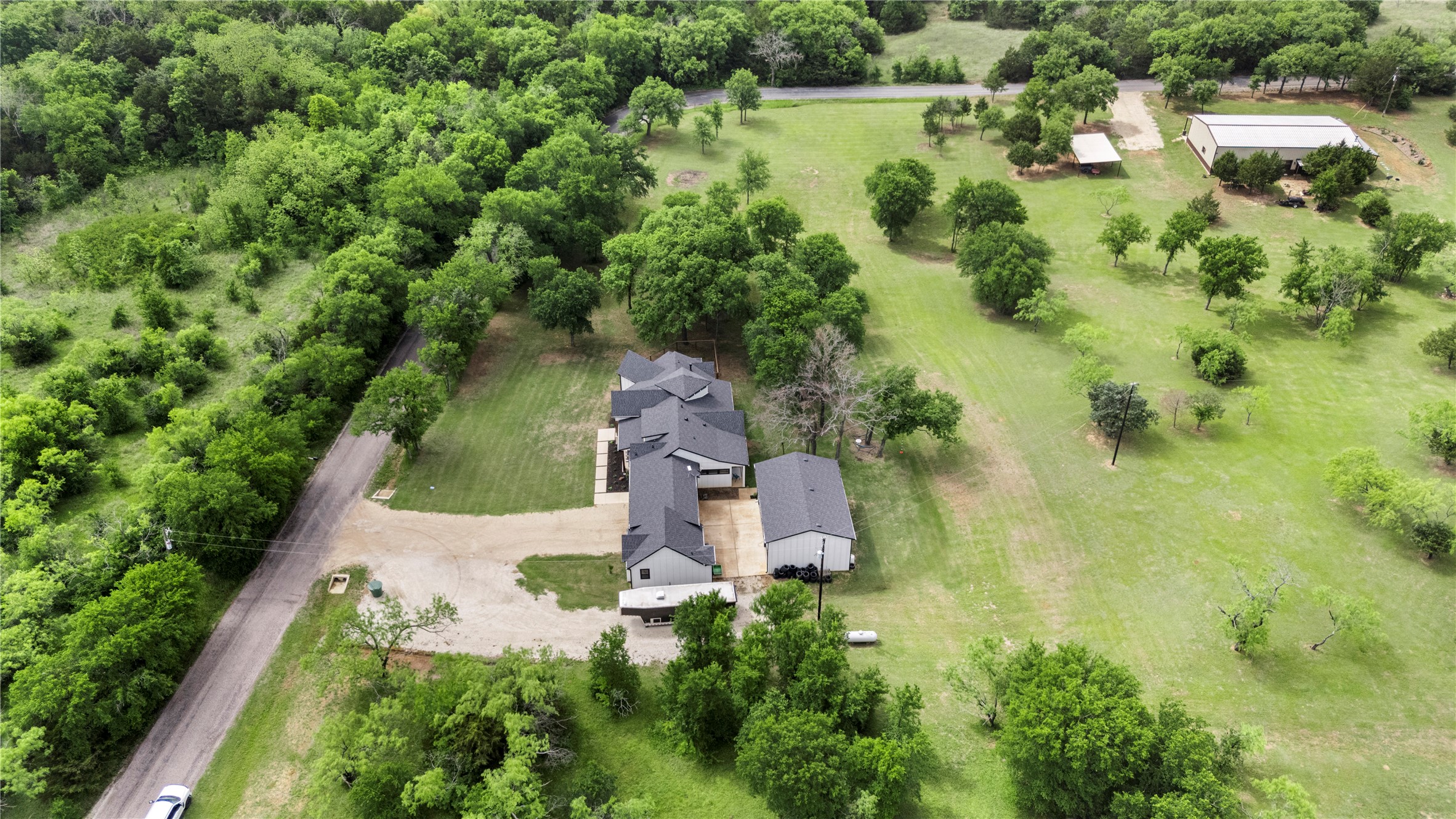 1383 Northshore Lane Valley View TX 76272