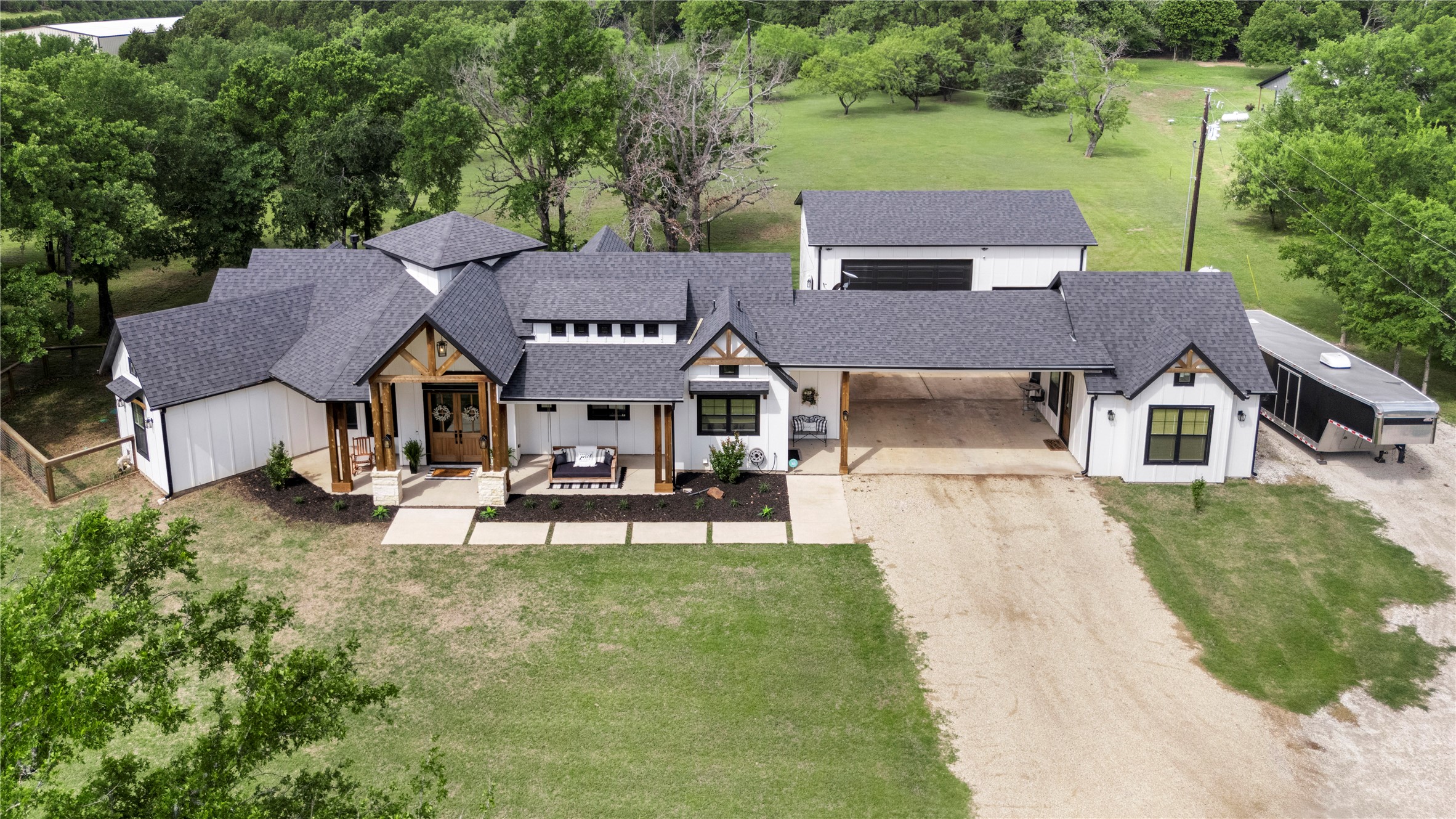 1383 Northshore Lane Valley View TX 76272