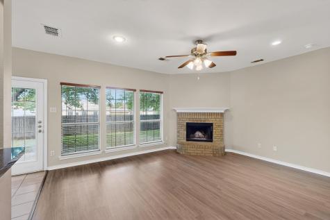 805 Brandon Drive Seagoville TX 75159