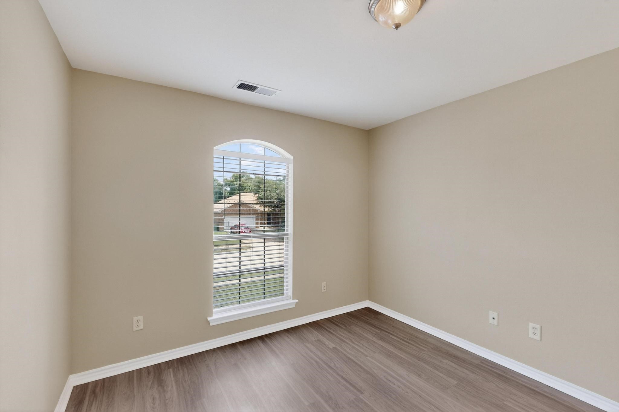 805 Brandon Drive Seagoville TX 75159