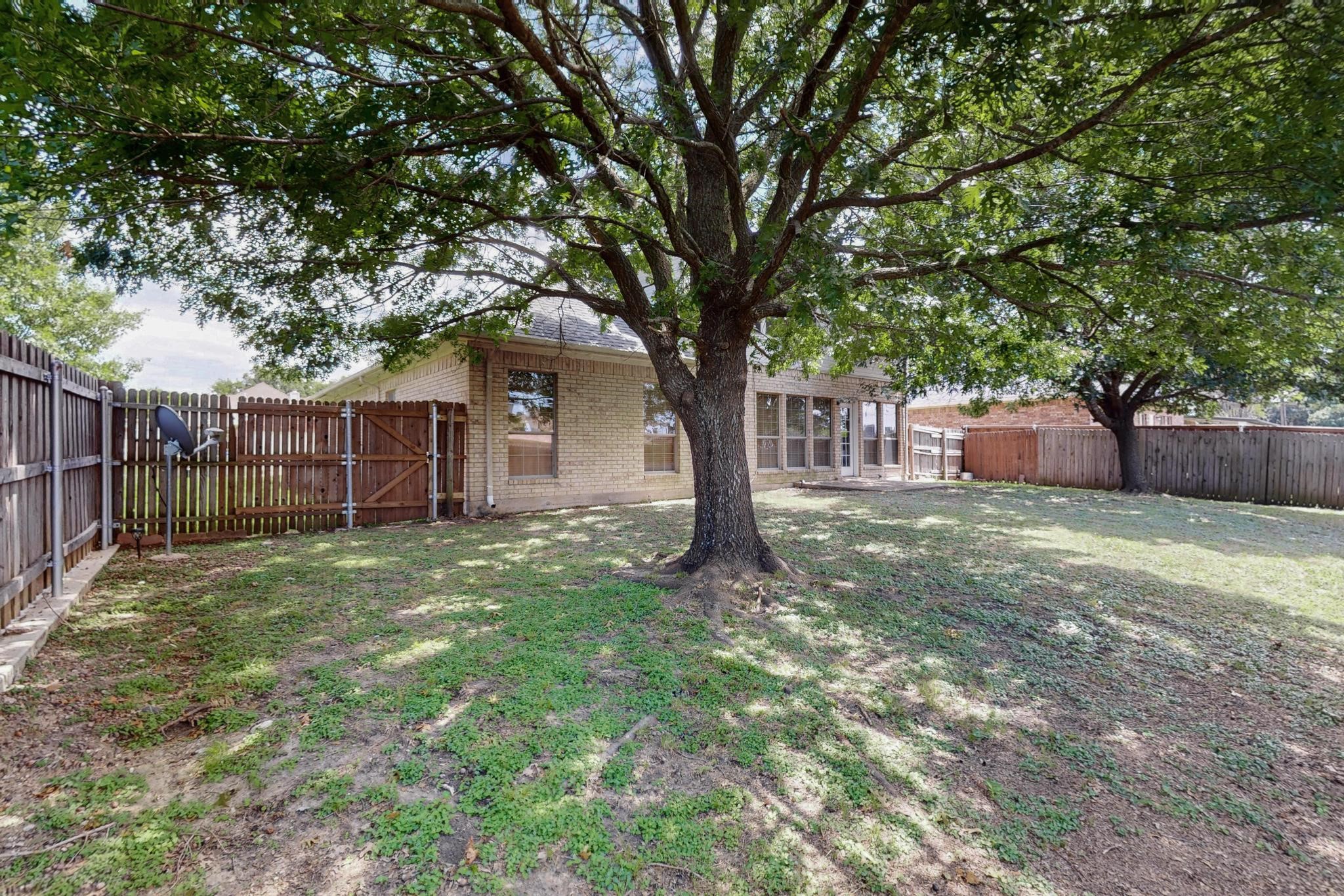 805 Brandon Drive Seagoville TX 75159