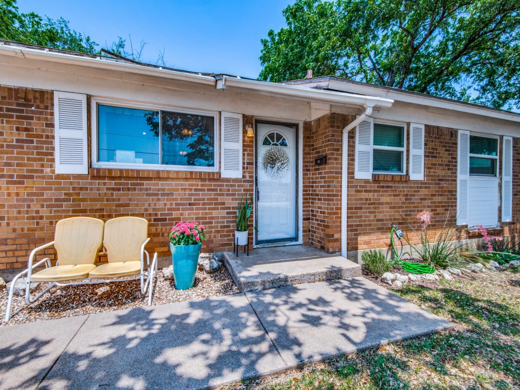 6713 Marilyn Lane North Richland Hills TX 76180