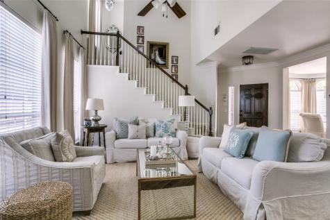 9043 Clearhurst Drive Dallas TX 75238