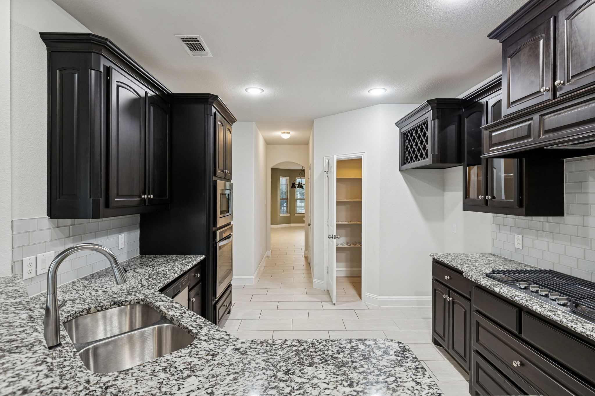 5448 Tuxbury Pond Drive Fort Worth TX 76179