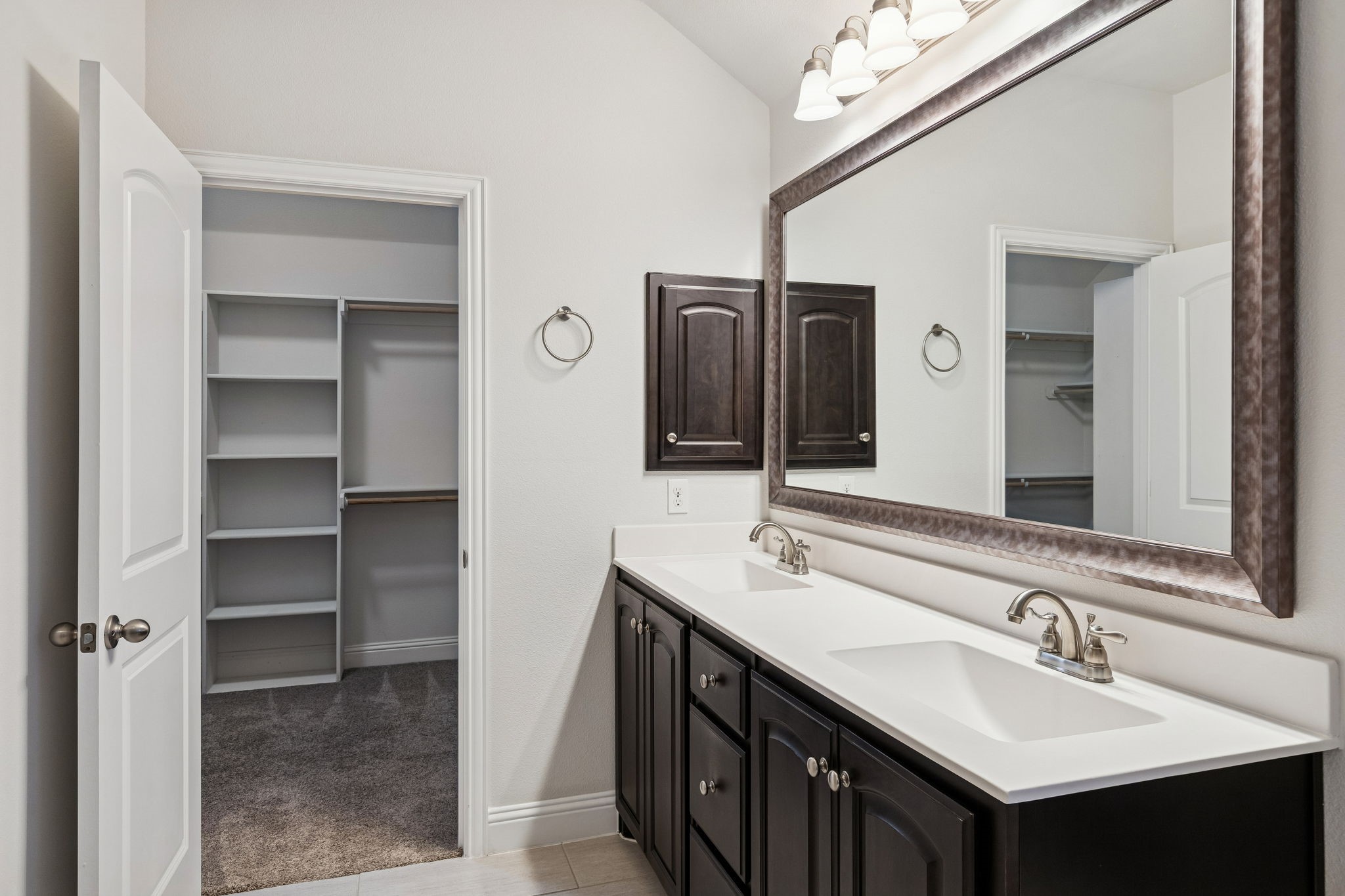 5448 Tuxbury Pond Drive Fort Worth TX 76179