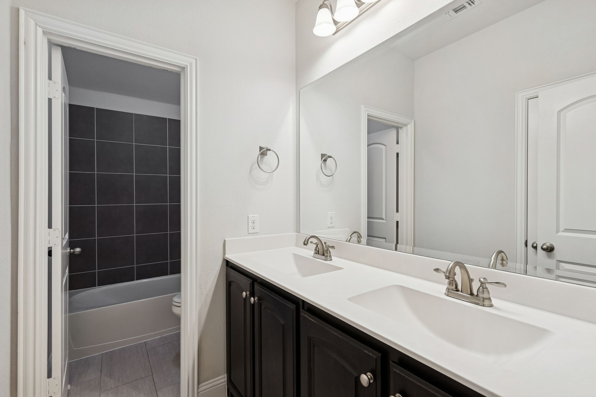 5448 Tuxbury Pond Drive Fort Worth TX 76179