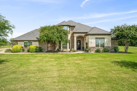 1801 Yucatan Drive Granbury TX 76048