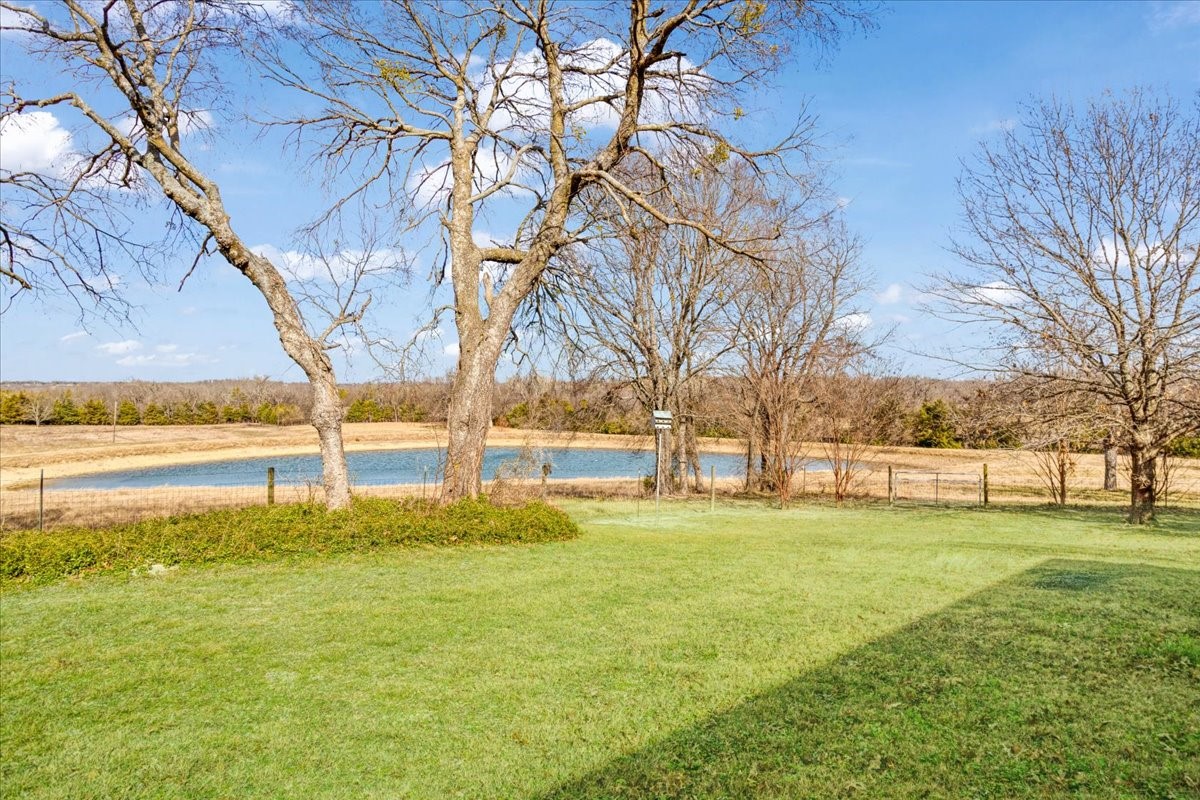 1044 County Road 3230 Windom TX 75492