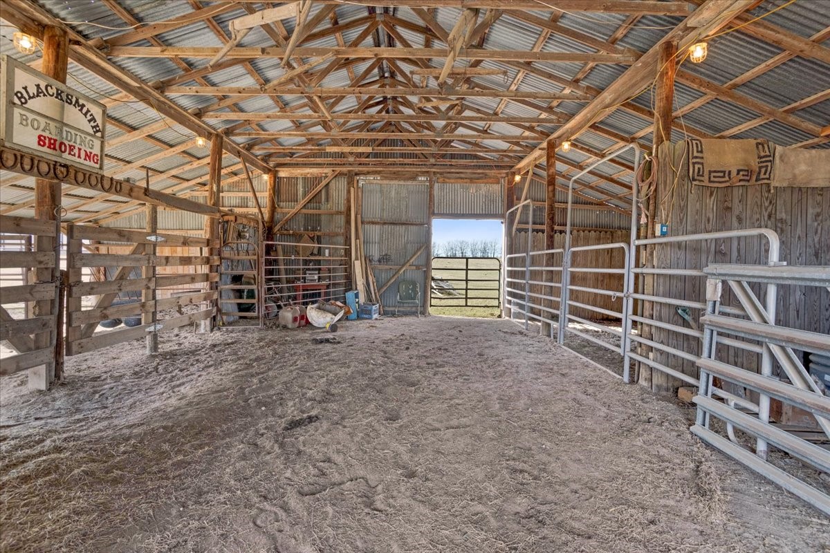 1044 County Road 3230 Windom TX 75492