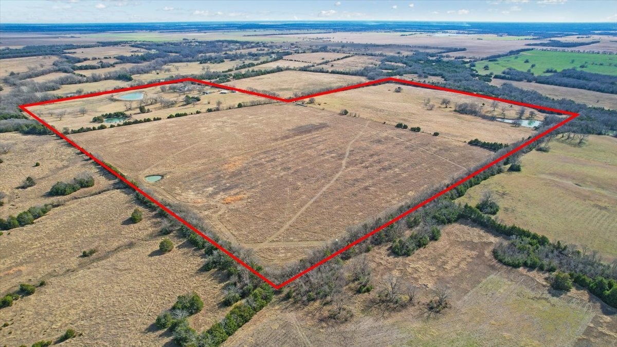 1044 County Road 3230 Windom TX 75492