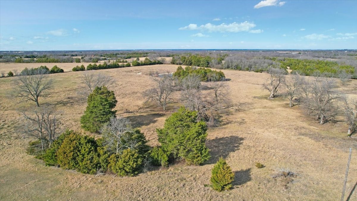 1044 County Road 3230 Windom TX 75492