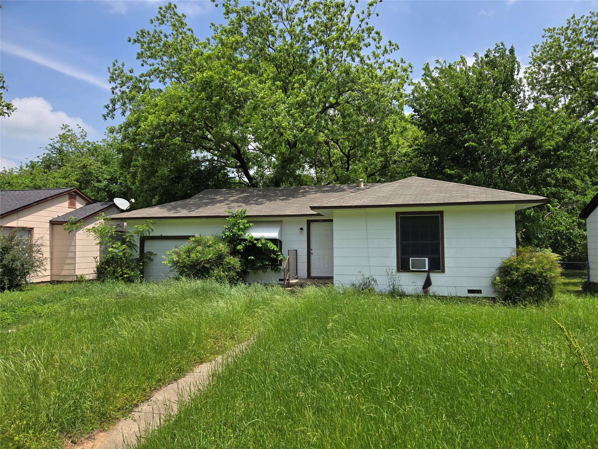 1806 N Culberson Street Gainesville TX 76240