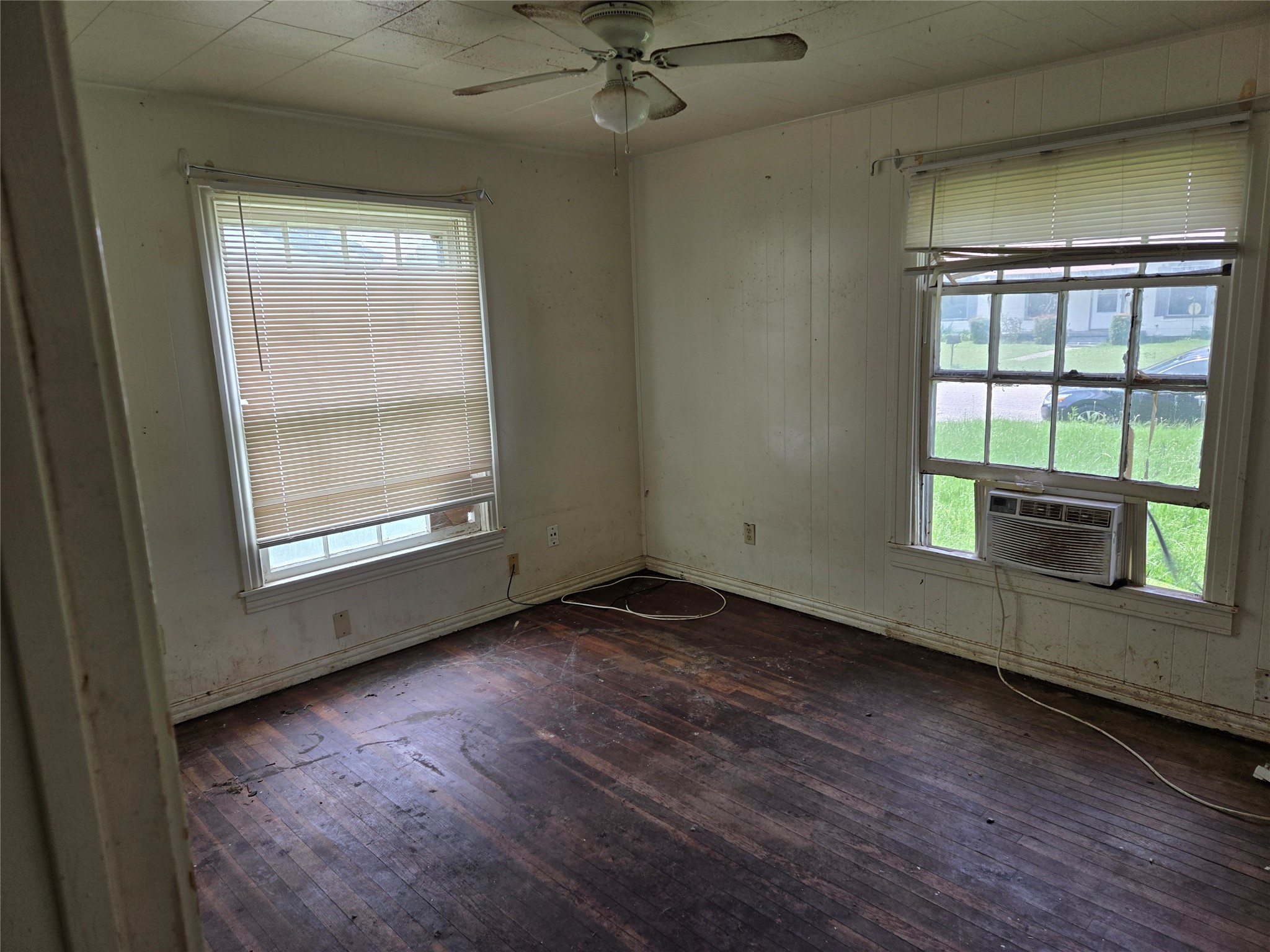 1806 N Culberson Street Gainesville TX 76240