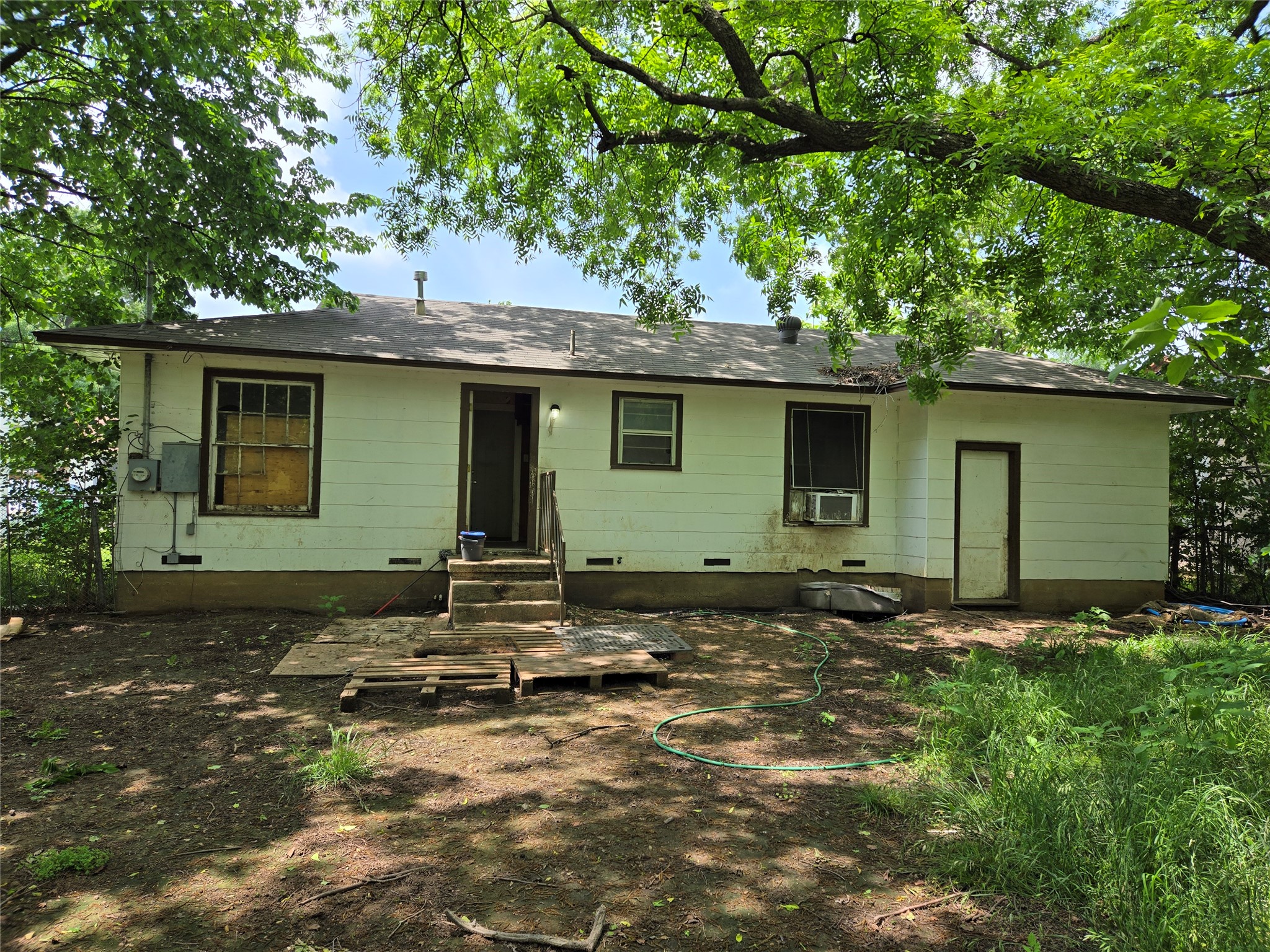 1806 N Culberson Street Gainesville TX 76240